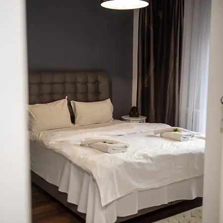 Apartamento Modern - Nature View Loft - Luxury Braşov